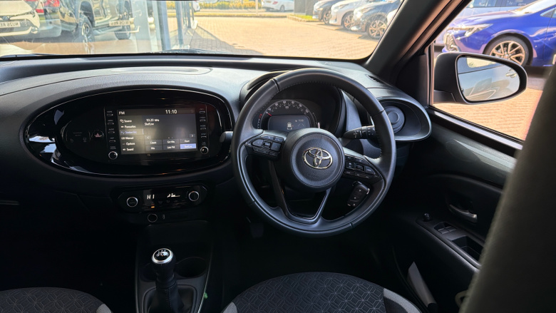 Toyota Aygo X 1.0 VVT-i Edge 5dr Petrol Hatchback